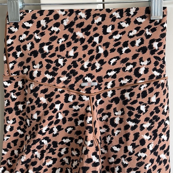 Aerie leopard leggings - Picture 3 of 5